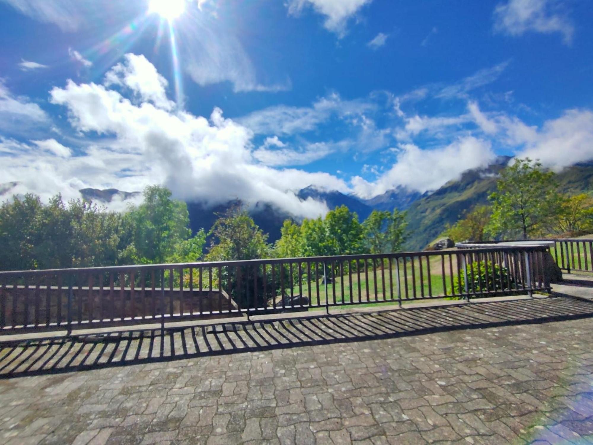La Moraine Otel Garin Dış mekan fotoğraf